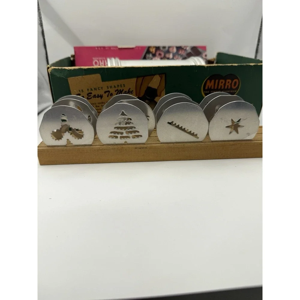 Vintage Mirro Aluminum Cookie Cooky Pastry Press 12 Discs 3 Tips  Box Damage